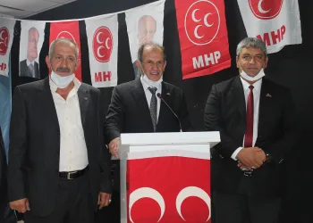 CHP’den MHP’ye geçtiler