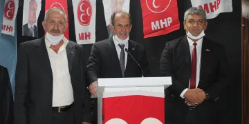 CHP’den MHP’ye geçtiler