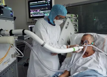 Türkiye’de son 24 saatte 57 can kaybı 1527 yeni vaka
