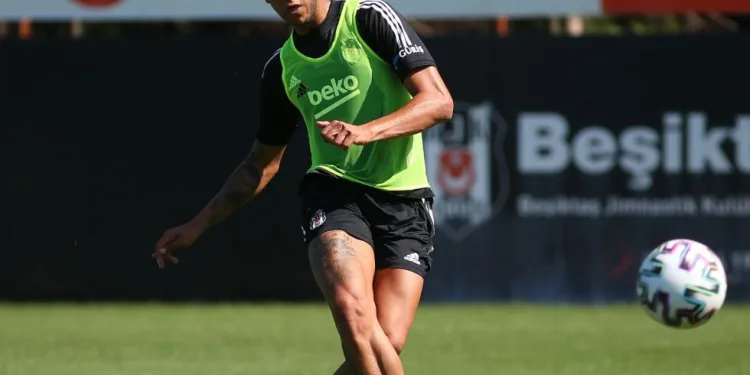 Beşiktaş’ta Josef de Souza’nın lisansı çıktı