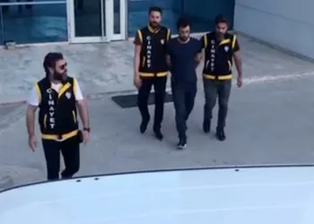 Bursa’da düğüne bir gün kala nişanlısını döverek öldürdü