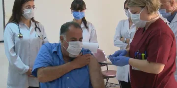 Cerrahpaşa Tıp Fakültesi’nde ilk aşı yapıldı