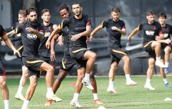 Galatasaray derbi hazırlıklarına başladı