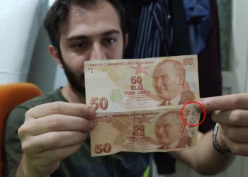 Bursalı genç hatalı basım parayı satışa çıkardı