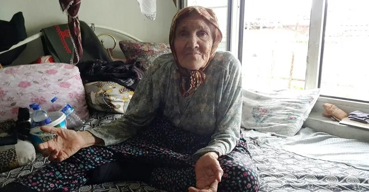 Ağzından düşen altın dişleri çaldılar!