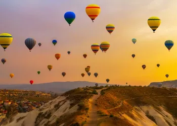 Kapadokya’yı “yeni normal”de 255 bin turist gezdi