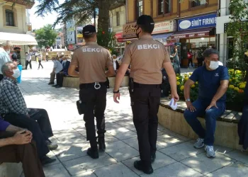 Halkın yoğun bulunduğu yerlerde sigara yasağı