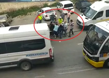 Bursa’da kaza sonrası kavgaya tutuştular