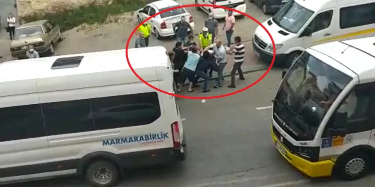 Bursa’da kaza sonrası kavgaya tutuştular