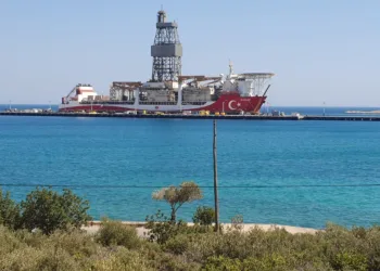 Akdeniz için gün sayan Kanuni’ye Türk Bayrağı
