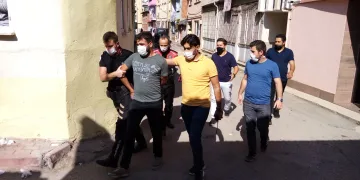 Bursa’da altın hırsızları kovalamacayla yakalandı
