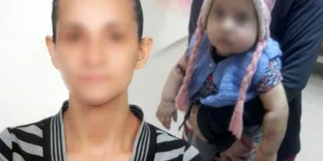 Öz kızının vücudunu kesip çamaşır suyu enjekte etti