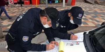 Bursa’da polis ihbar aldı, ceza yağdı