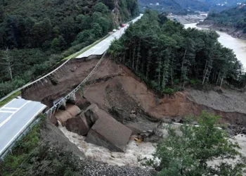 Giresun’da selde kaybolan 4 kişi 25 gündür aranıyor