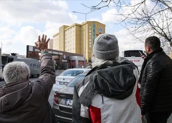 Vali karantinayı ihlal edenlerin yurtlara ödeyeceği ücreti açıkladı