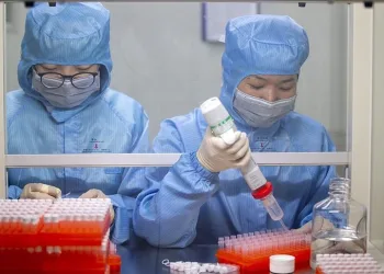 Çin yılda 1 milyar doz aşı üretmeyi hedefliyor