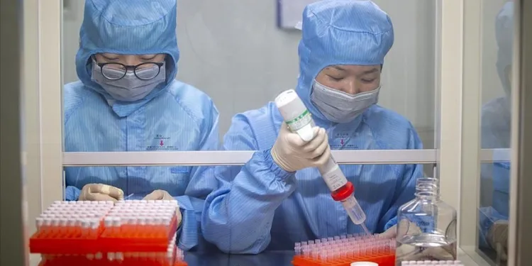 Çin yılda 1 milyar doz aşı üretmeyi hedefliyor