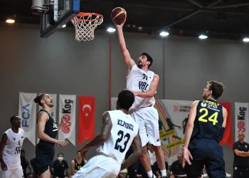 TOFAŞ 70-82 Fenerbahçe Beko