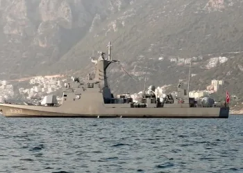 Türk fırkateyni, Meis Adası önünde