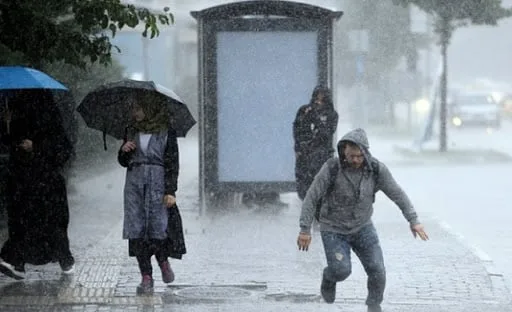Bursalılar dikkat! Sıcak hava yerini yağmura bırakıyor