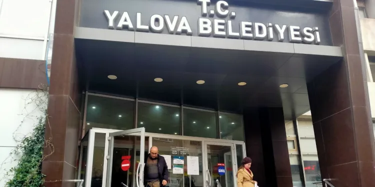 Yalova Belediyesi’ndeki ‘zimmet’ soruşturmasında ilk duruşma başladı