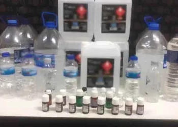Bursa’da kahvehanede 22 litre sahte içki ele geçirildi