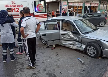 Bursa’da feci kaza! 1’i çocuk 5 yaralı