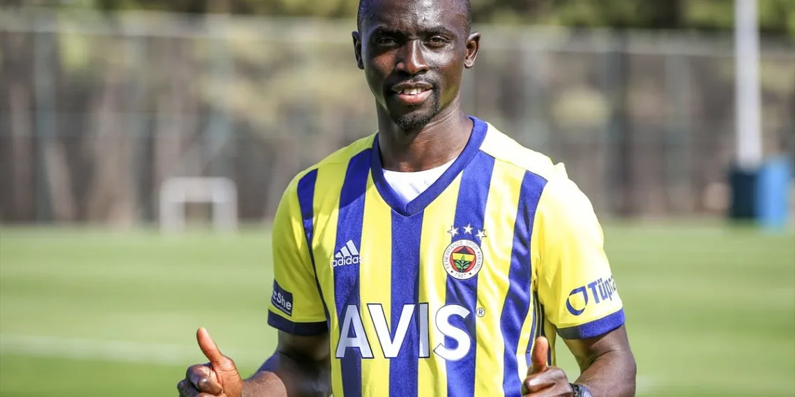 Papiss Cisse: “Fenerbahçe reddedilemeyecek kadar büyük bir kulüp”