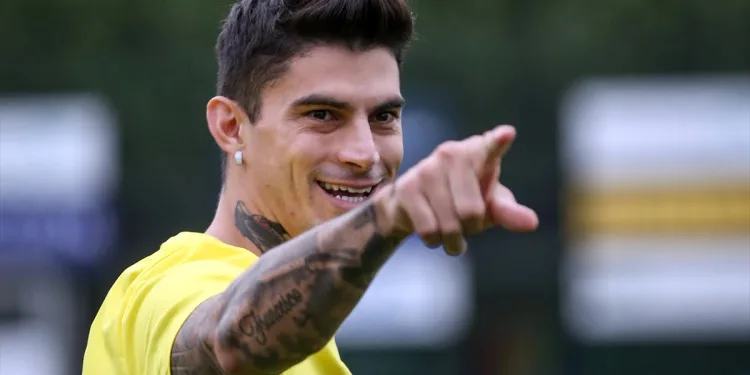 Diego Perotti: Fenerbahçe’ye gelerek doğru bir karar aldım