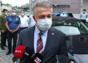 İzmir Emniyet Müdürü: 18 kişi öldü, 20’nin üzerinde kişi tedavi görüyor