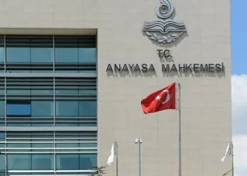 AYM’den çoklu baro kararı