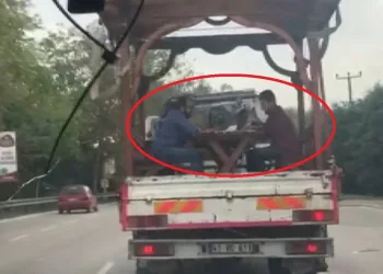 Bursa’da kamyonet kasasında tavla cezasız kalmadı