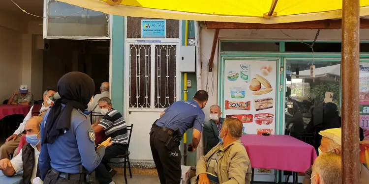 Bursa’da karantinayı ihlal etti kahvehanede yakalandı