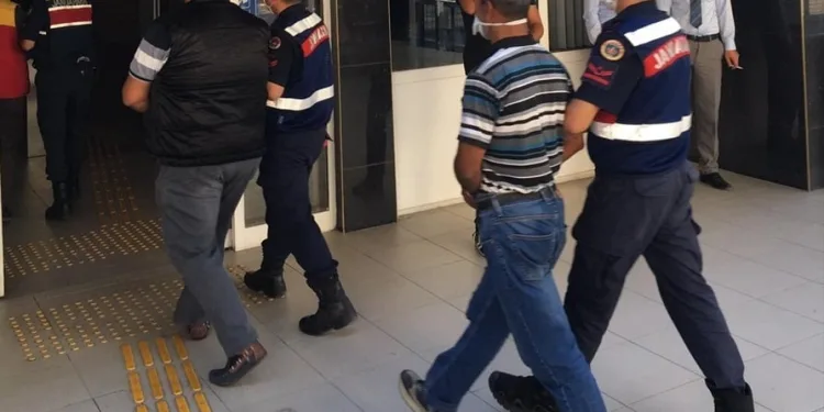 Bursa’da tekne motoru hırsızları tutuklandı