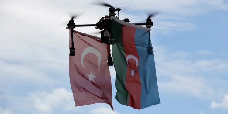 Bursa’dan Azerbaycan’a destek için bayraklı drone uçuşu