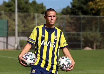 Fenerbahçe’nin yeni transferi Pelkas: “Şampiyonluğa ulaşmak için elimizden geleni yapacağız”