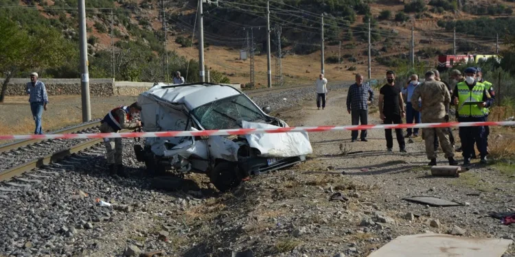 Gaziantep’teki tren faciasının görüntüleri ortaya çıktı