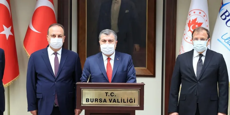 Bakan Koca: Bursa en kritik günlerini yaşıyor