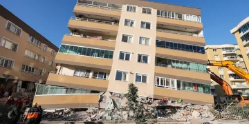 İzmir’de can kaybı giderek artıyor