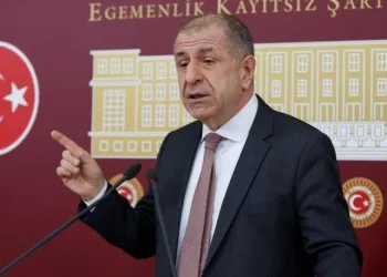 İYİ Parti teşkilatlarından Özdağ için ihrac talebi