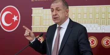 İYİ Parti teşkilatlarından Özdağ için ihrac talebi