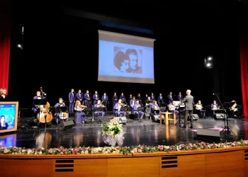 Elif Güreşçi’den müzik ziyafeti