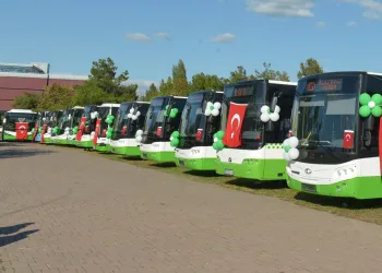 Bursa’da toplu ulaşımda bayrağa saygı uygulaması