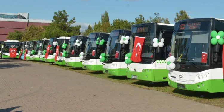 Bursa’da toplu ulaşımda bayrağa saygı uygulaması