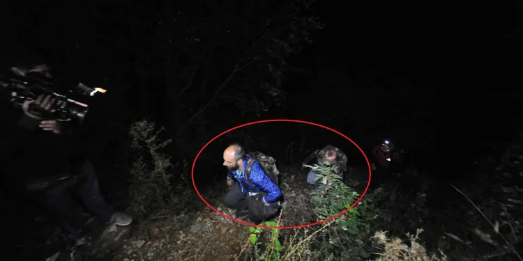 Kestane toplarken kaybolan 4 kişi 6 saat sonra bulundu