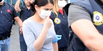 PKK/PYD elebaşının yeğeni örgütün adreslerini bildirip, teröristleri teşhis etti