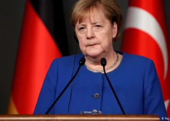 Merkel: “AB-Türkiye ilişkilerinde ilerleme her iki tarafın da çıkarınadır”