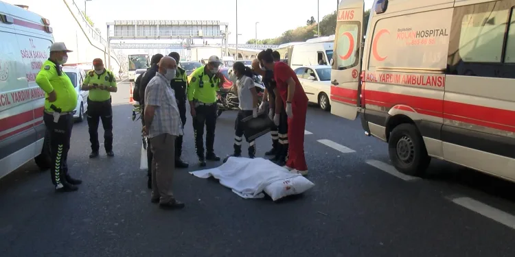 Edirnekapı’da üst geçitten D-100’e atlayan kişi öldü