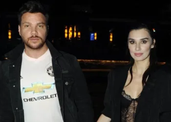 Sinan Akçıl’ın sevgilisi Burcu Kıratlı sessizliğini bozdu!