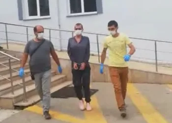 Bursa’da travesti ile anlaşan adamı hamama götürdüler…
